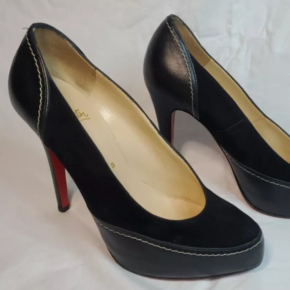 Authentic and unique Louboutins, size 39, Defil style